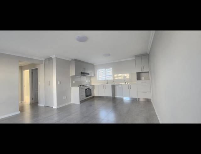 2 BEDROOM APARTMENT RENTED IN SUNNINGDALE